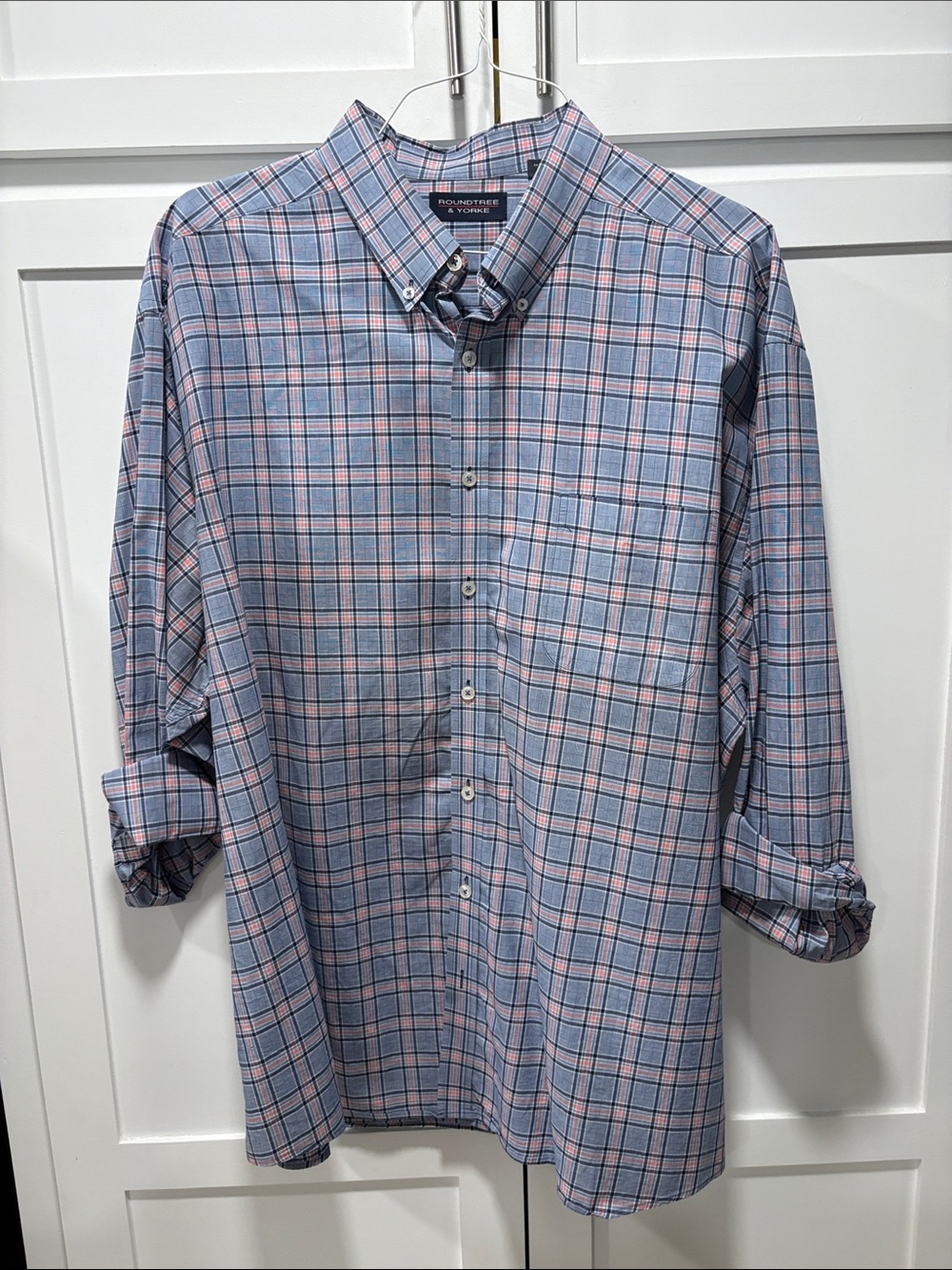 Roundtree & Yorke Blue and Pink Plaid Button-Down Shirt